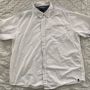 Men’s Shortsleeve Button-down